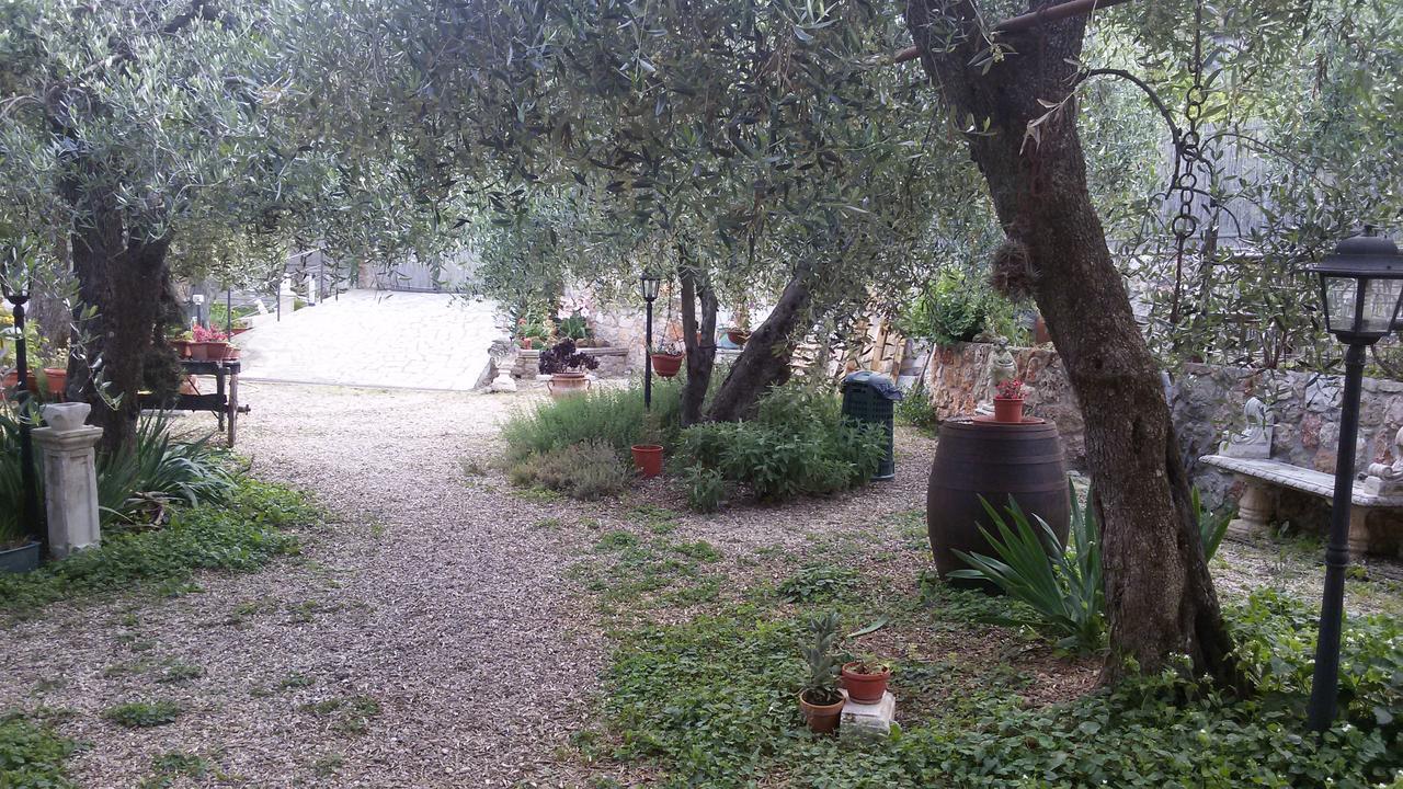 Locanda Dei Boi Ventimiglia Exterior foto