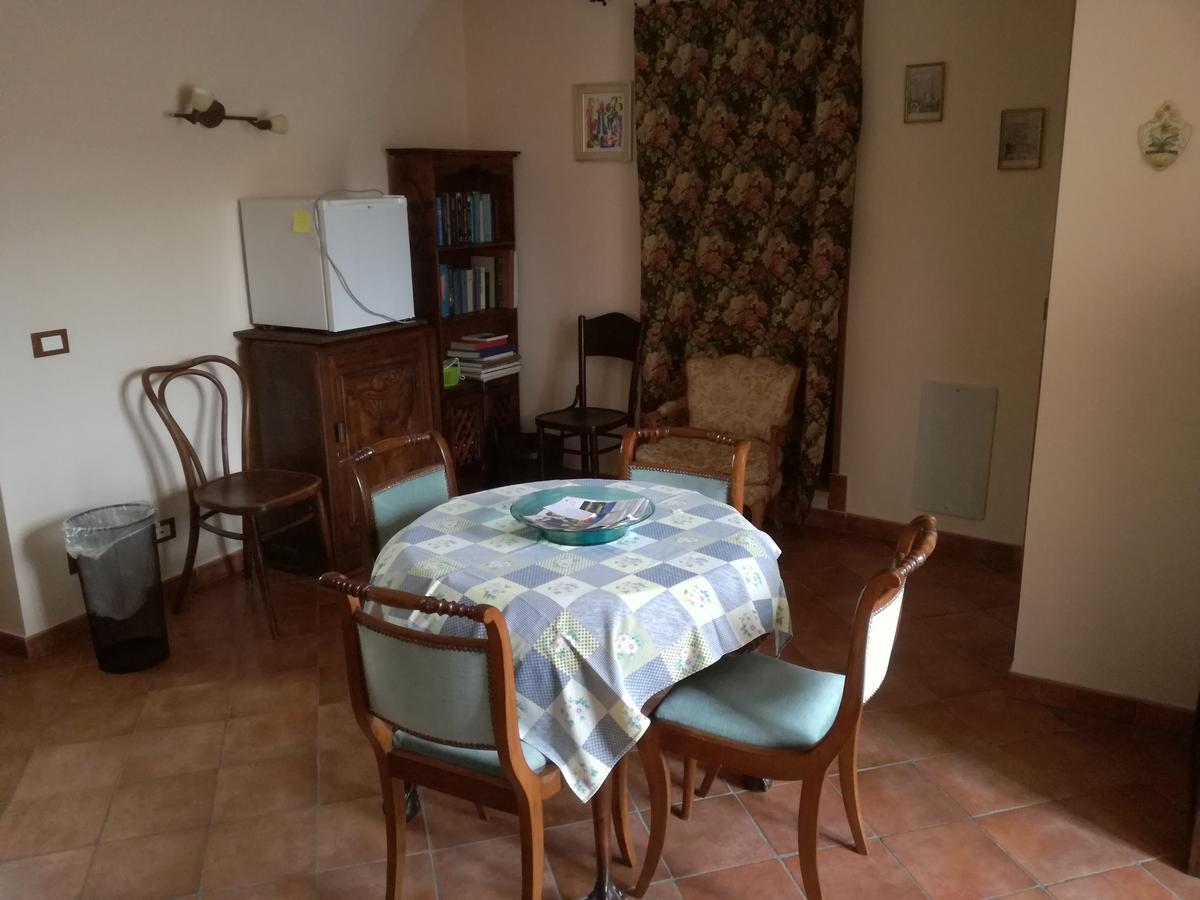 Locanda Dei Boi Ventimiglia Exterior foto